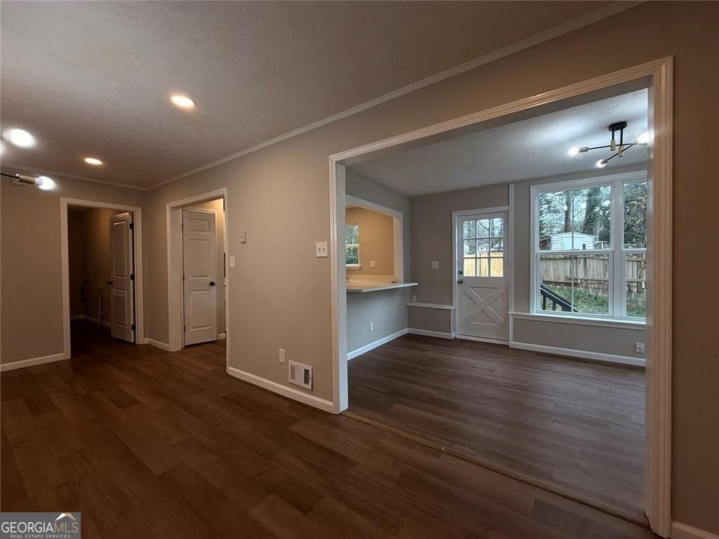 1055 Pinecrest Drive Forest Park GA 30297