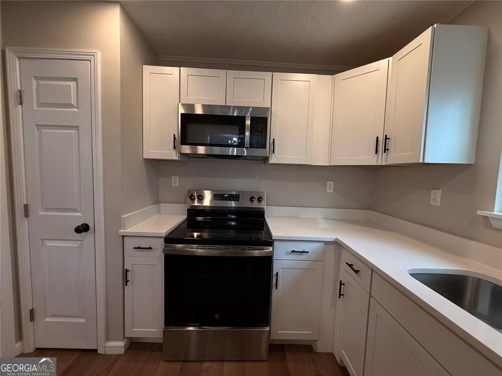 1055 Pinecrest Drive Forest Park GA 30297