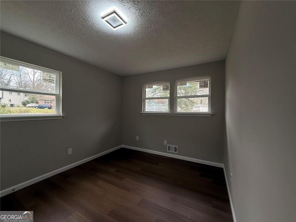 1055 Pinecrest Drive Forest Park GA 30297