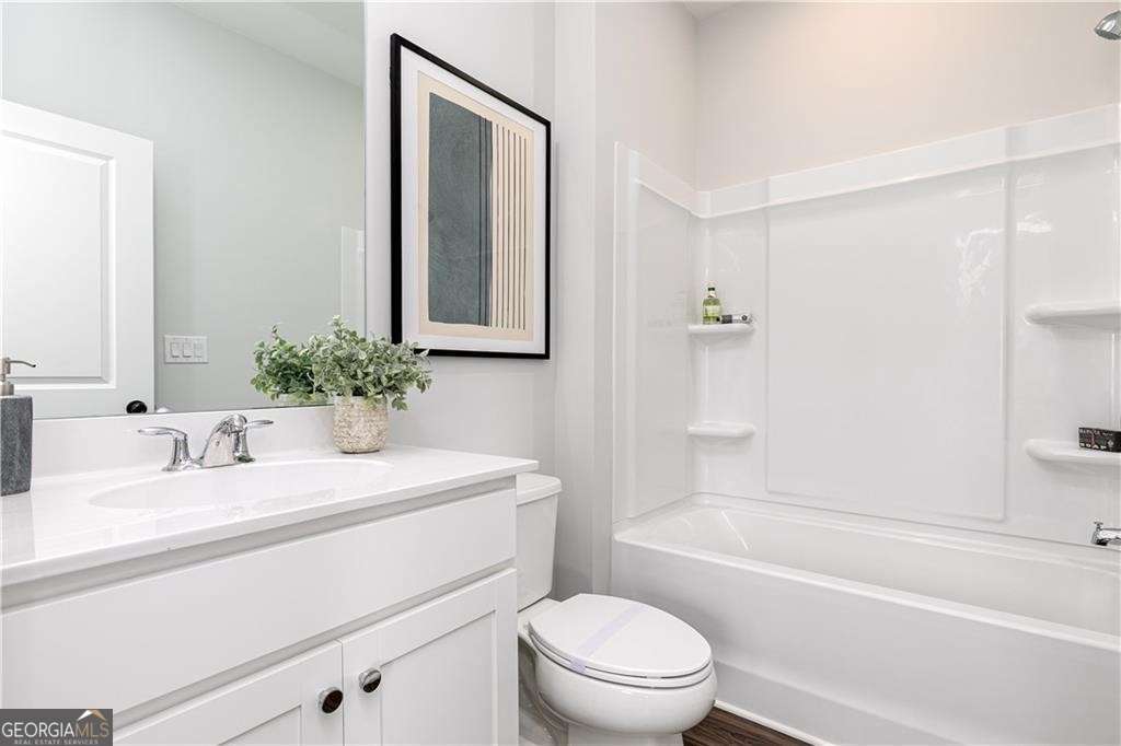 1422 Creekside Circle NW Atlanta GA 30318