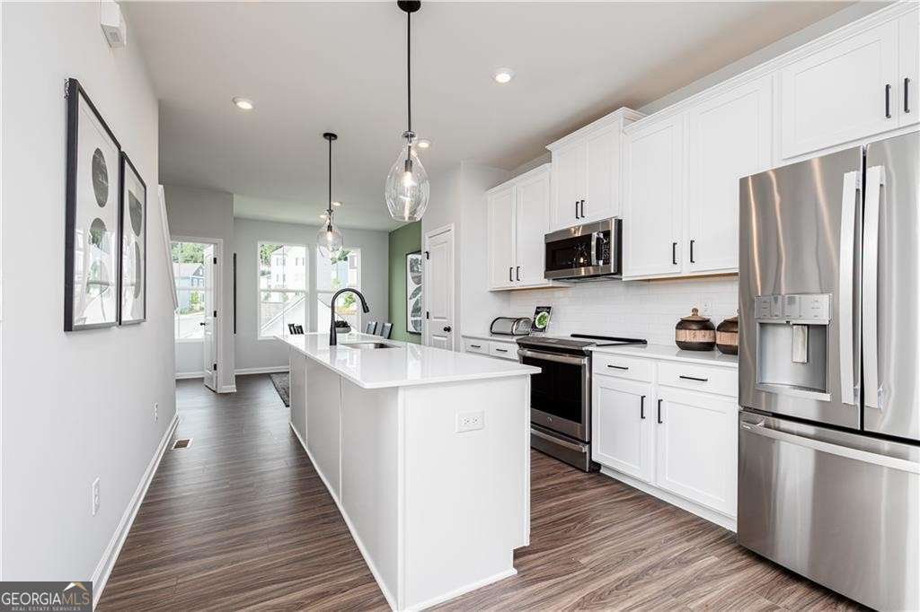 1422 Creekside Circle NW Atlanta GA 30318