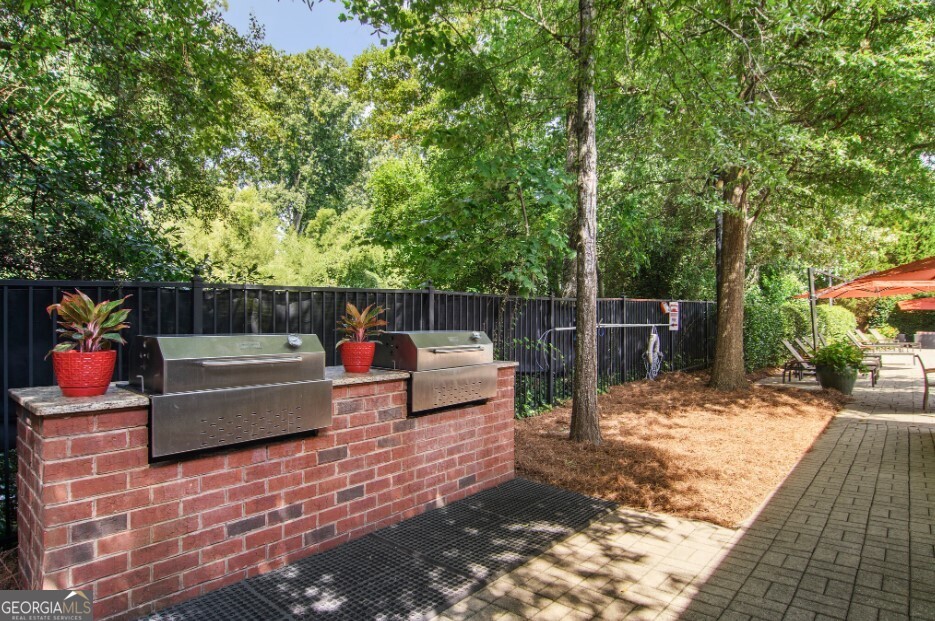 100 Ladson Court Decatur GA 30033