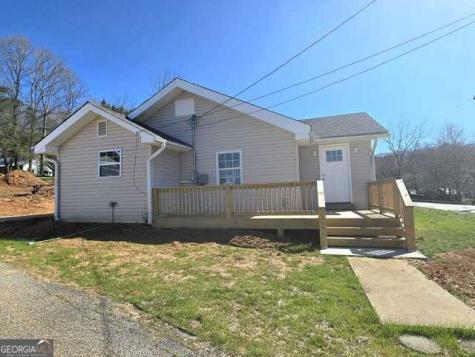 305 Kingtown Street Mccaysville GA 30555