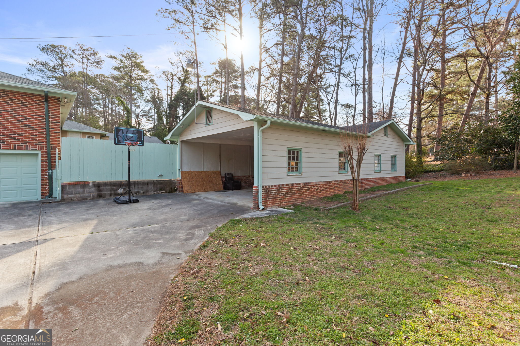 798 Bank Street SE Smyrna GA 30080