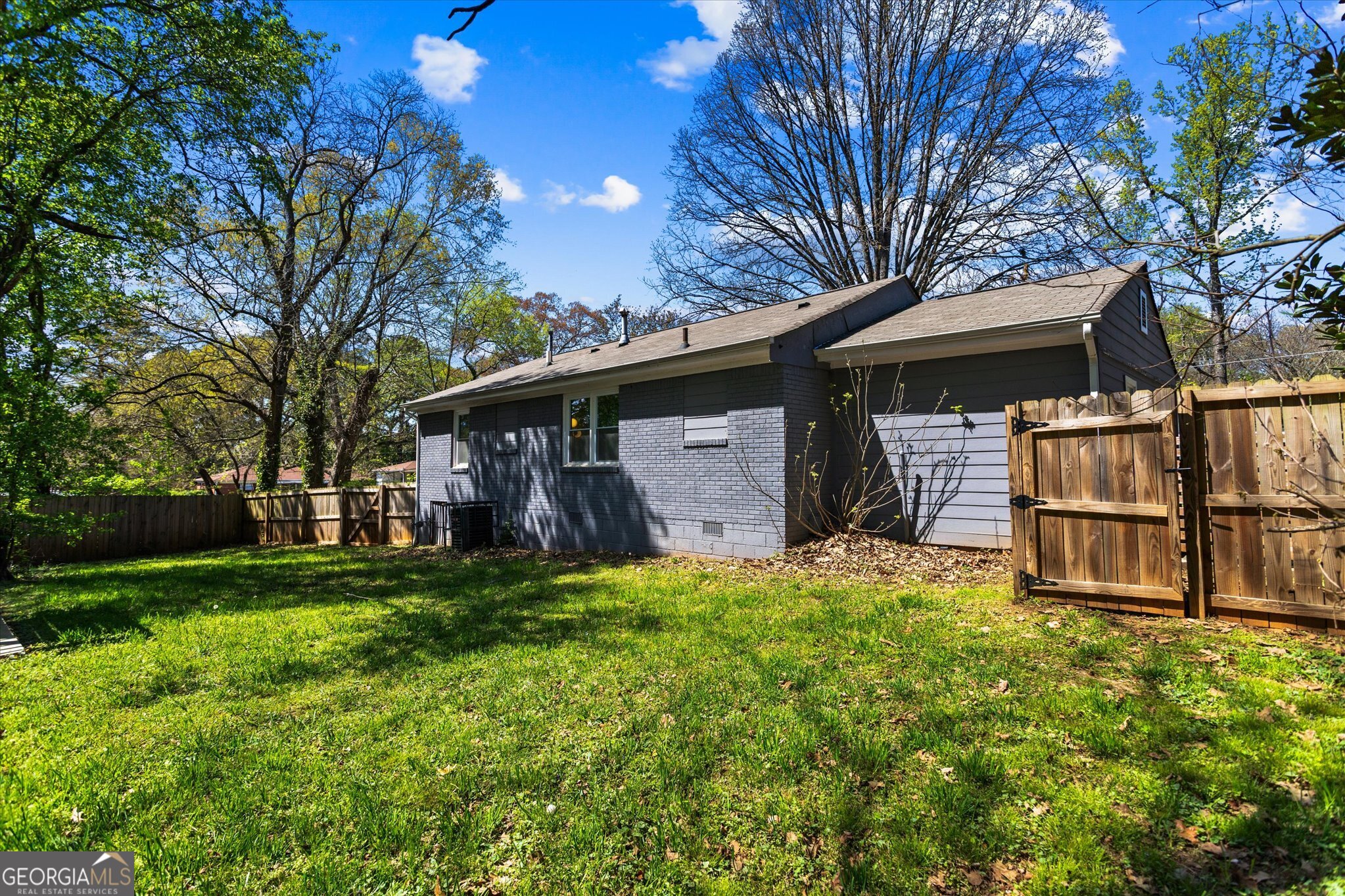 1111 Valley View Road SE Atlanta GA 30315
