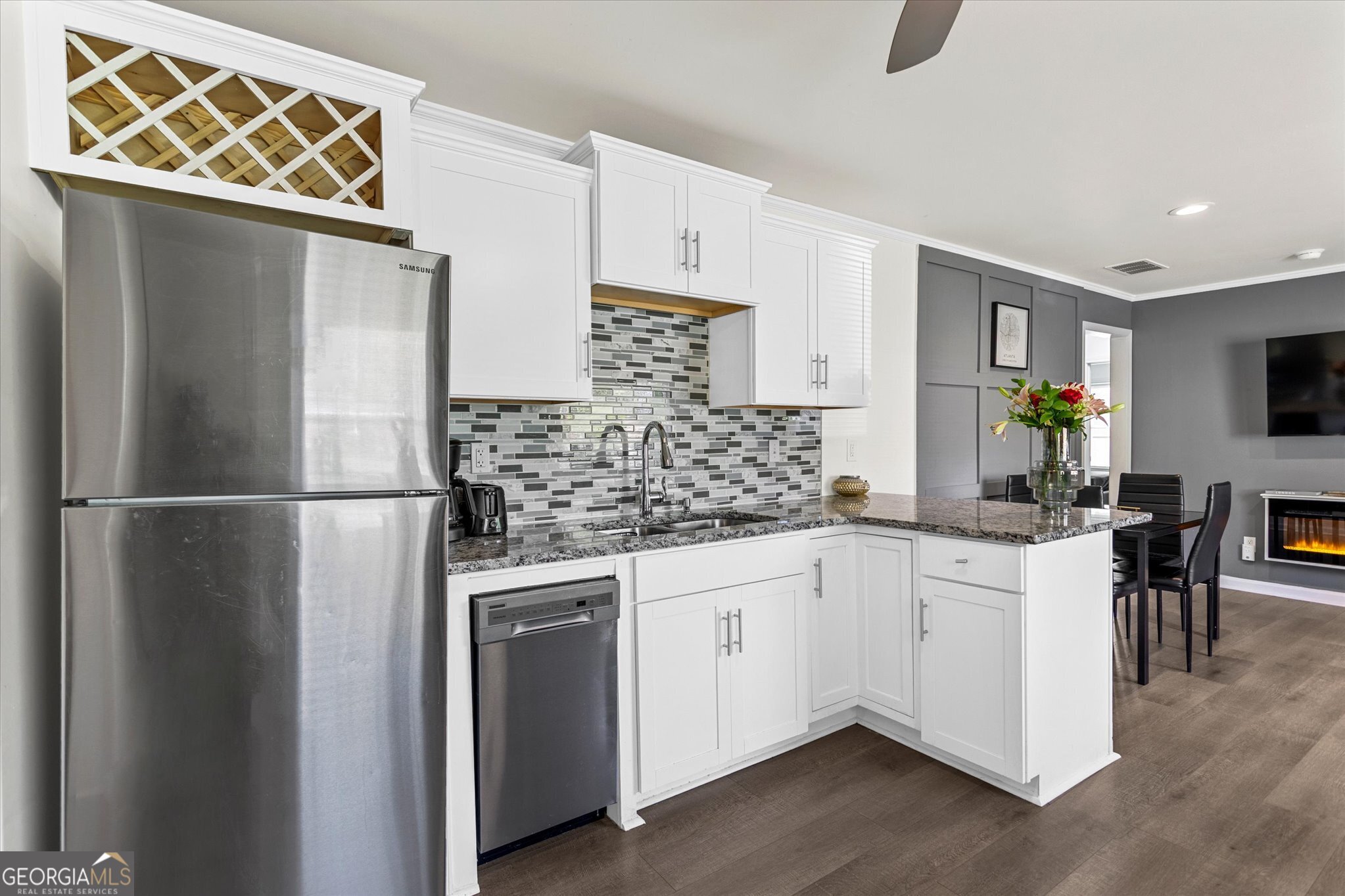 1111 Valley View Road SE Atlanta GA 30315