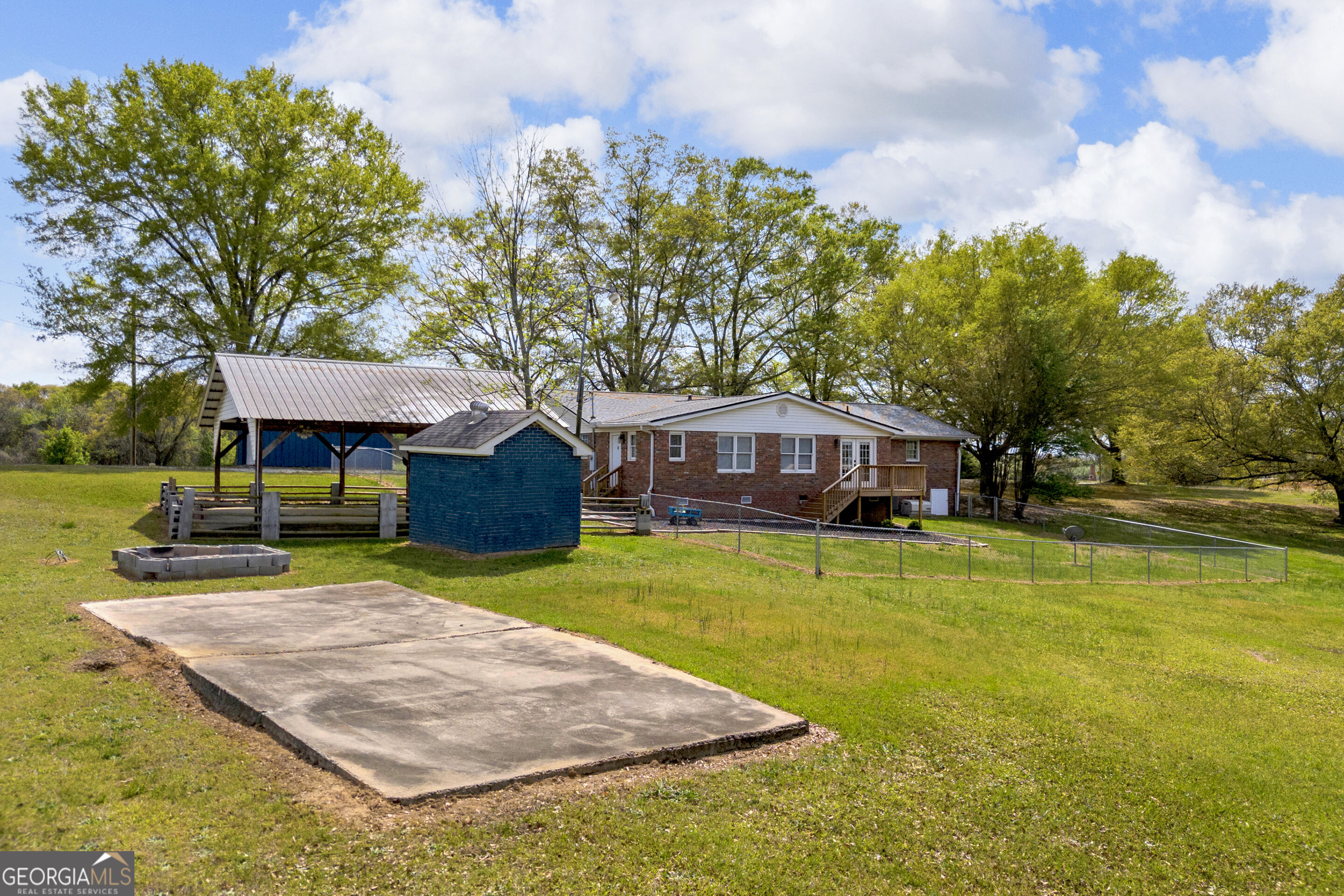 450 N Clarks Creek Road Martin GA 30557
