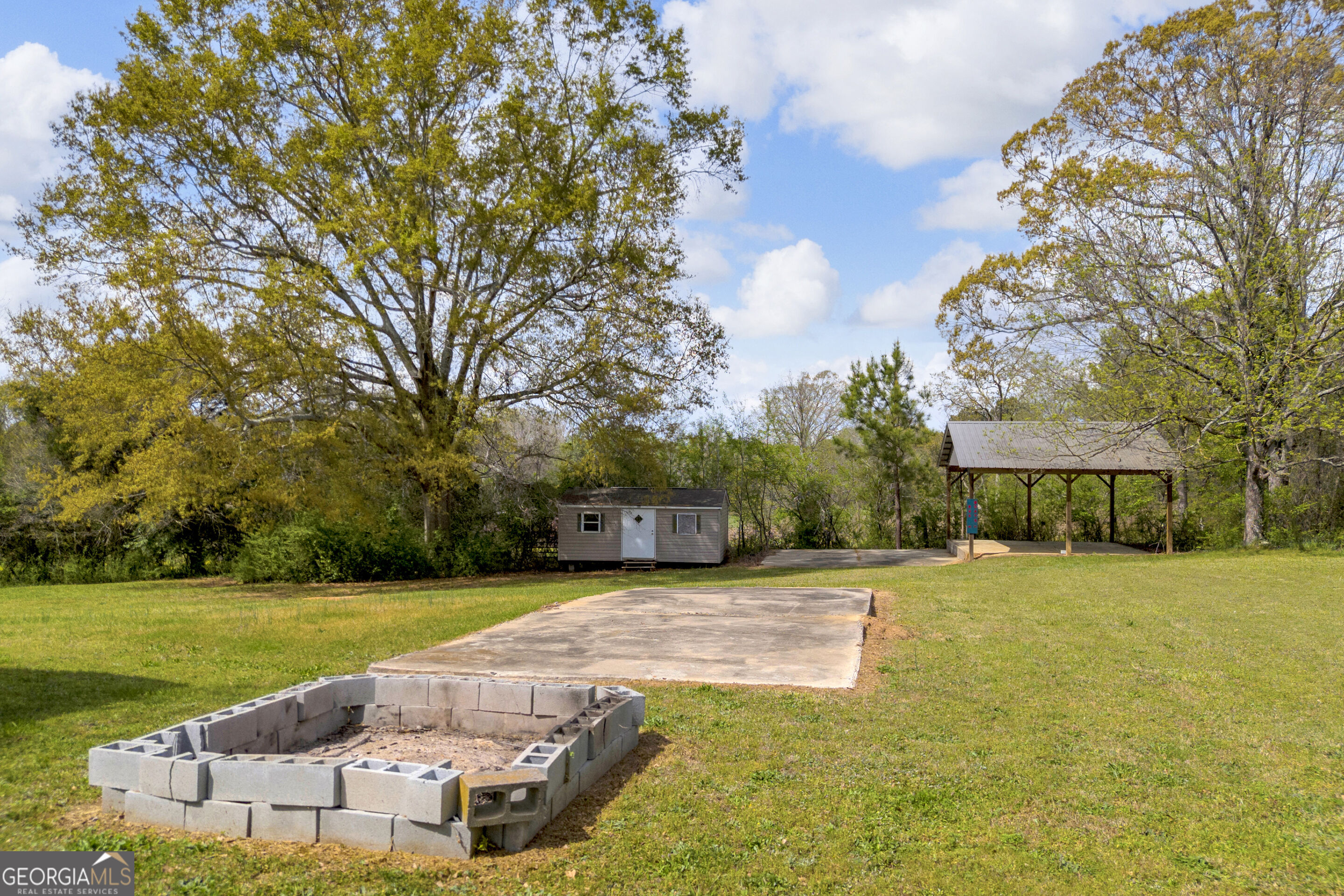450 N Clarks Creek Road Martin GA 30557