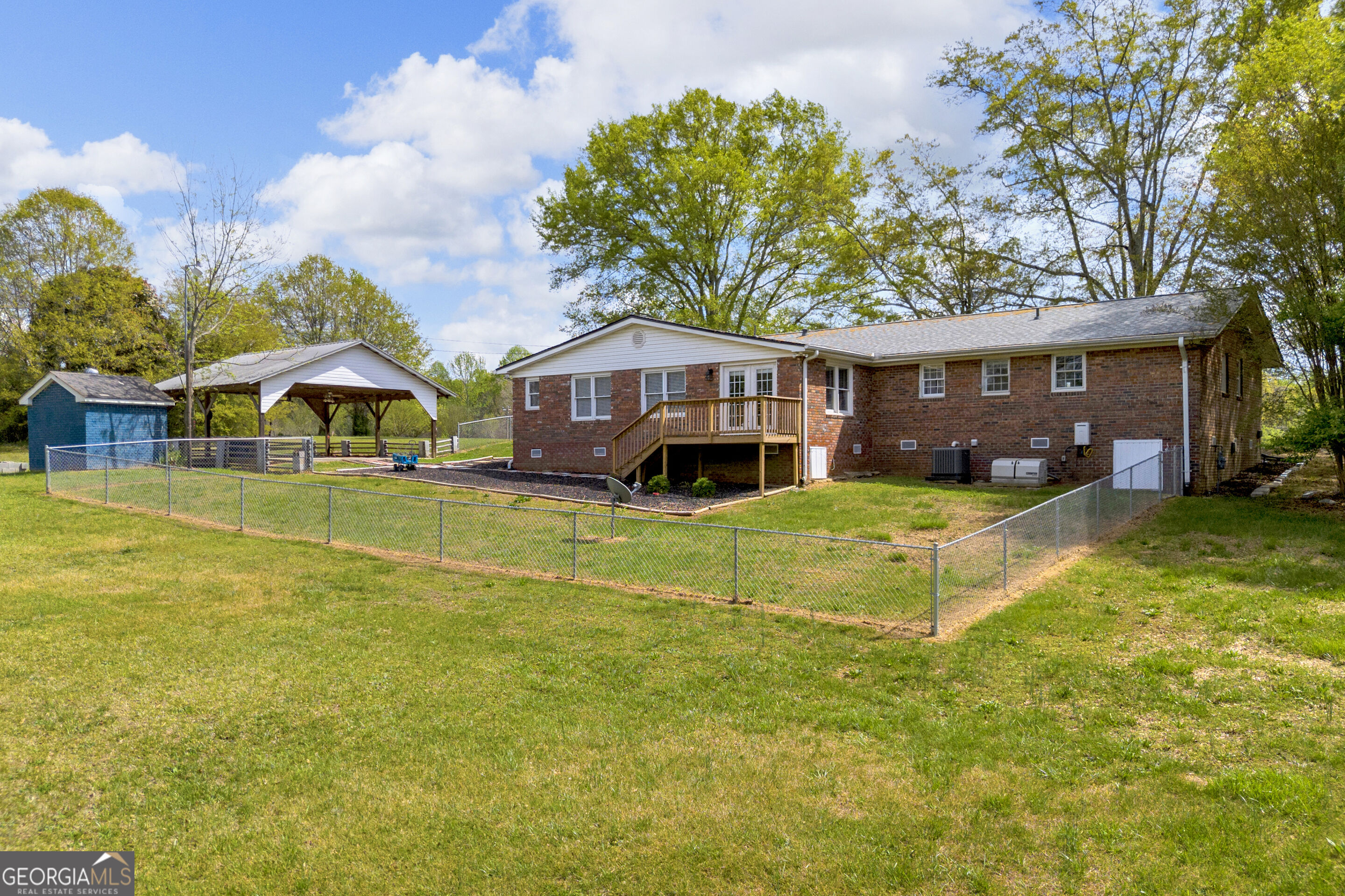 450 N Clarks Creek Road Martin GA 30557