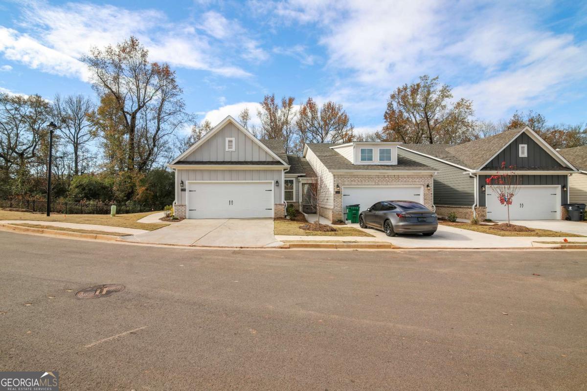1712 Tolstoy Lane Stockbridge GA 30281