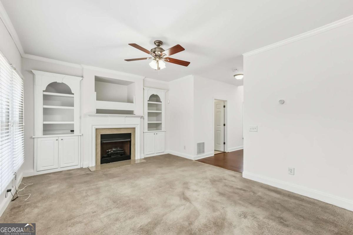 1923 Thomas Pointe Trace Lawrenceville GA 30043