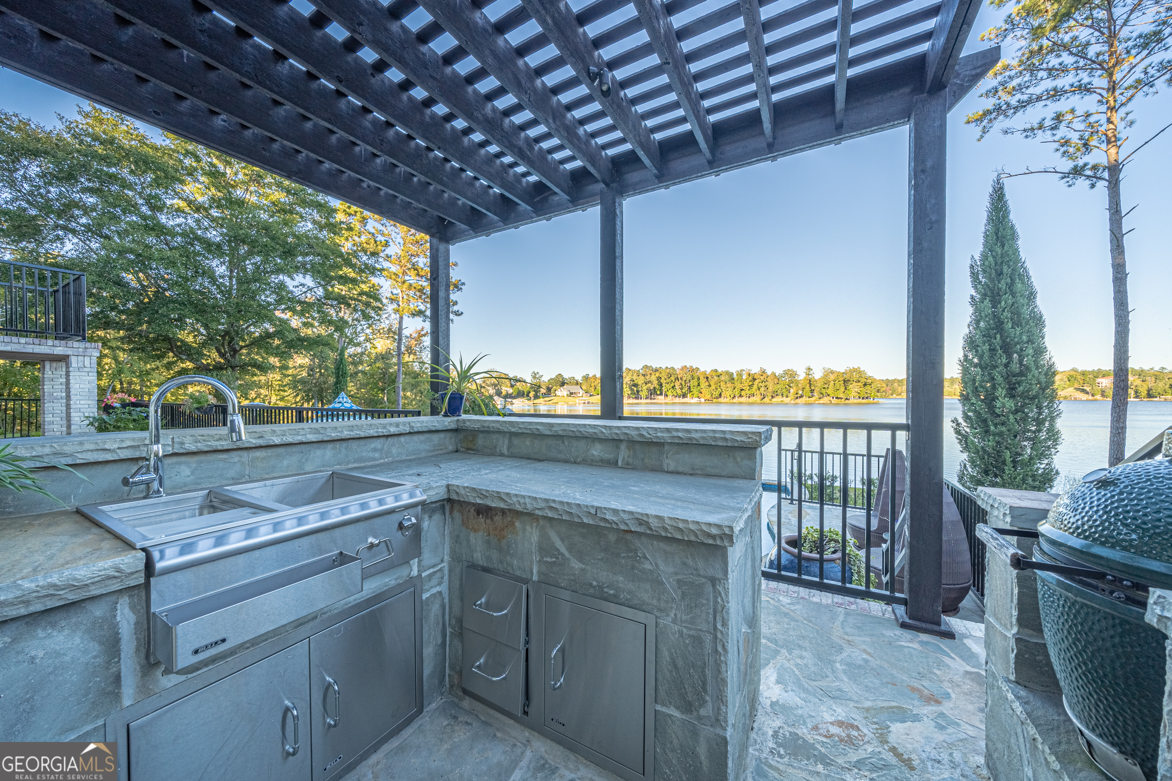 121 Grace Trace Lizella GA 31052