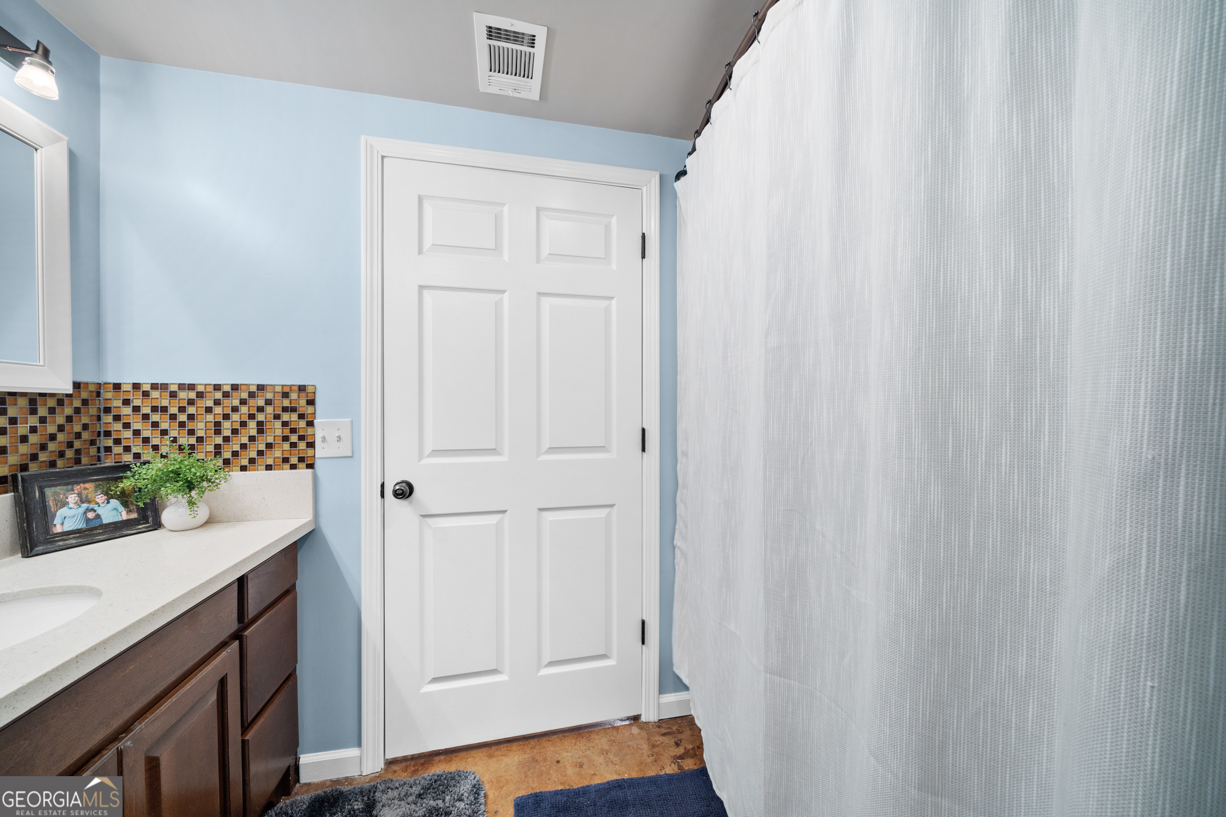 121 Grace Trace Lizella GA 31052