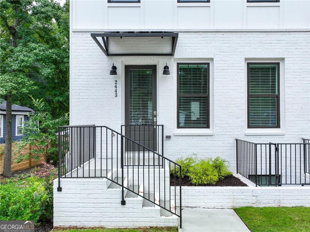 2443 Sycamore Road NW Atlanta GA 30318