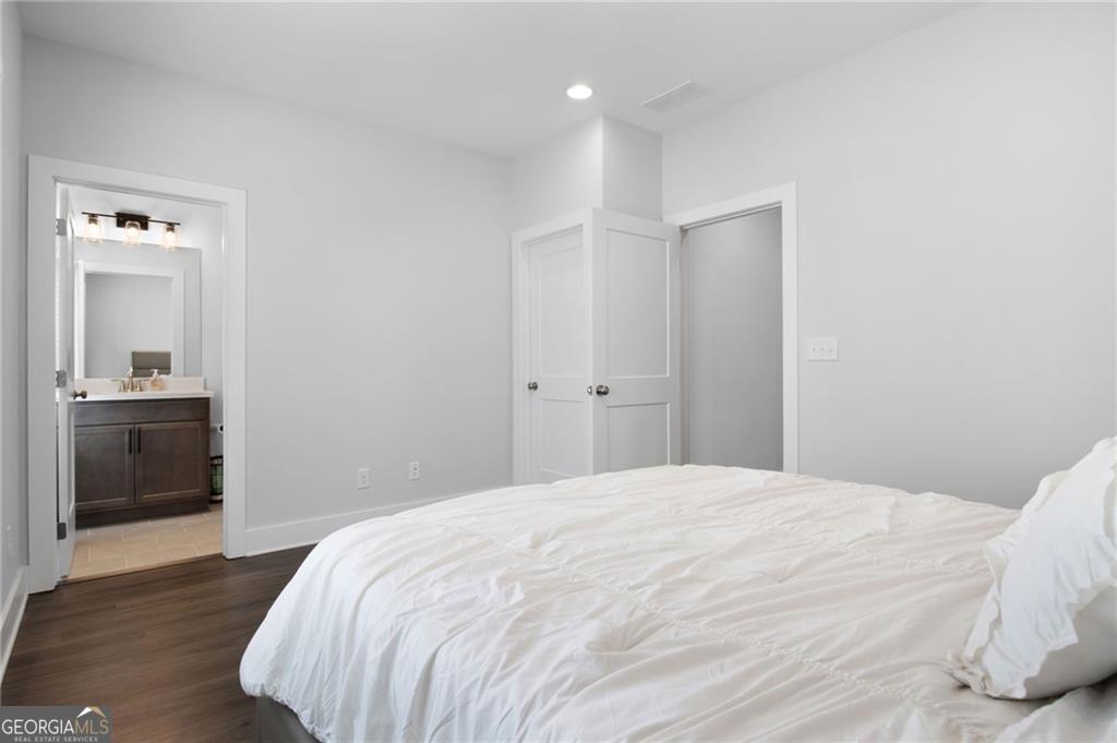 2443 Sycamore Road NW Atlanta GA 30318