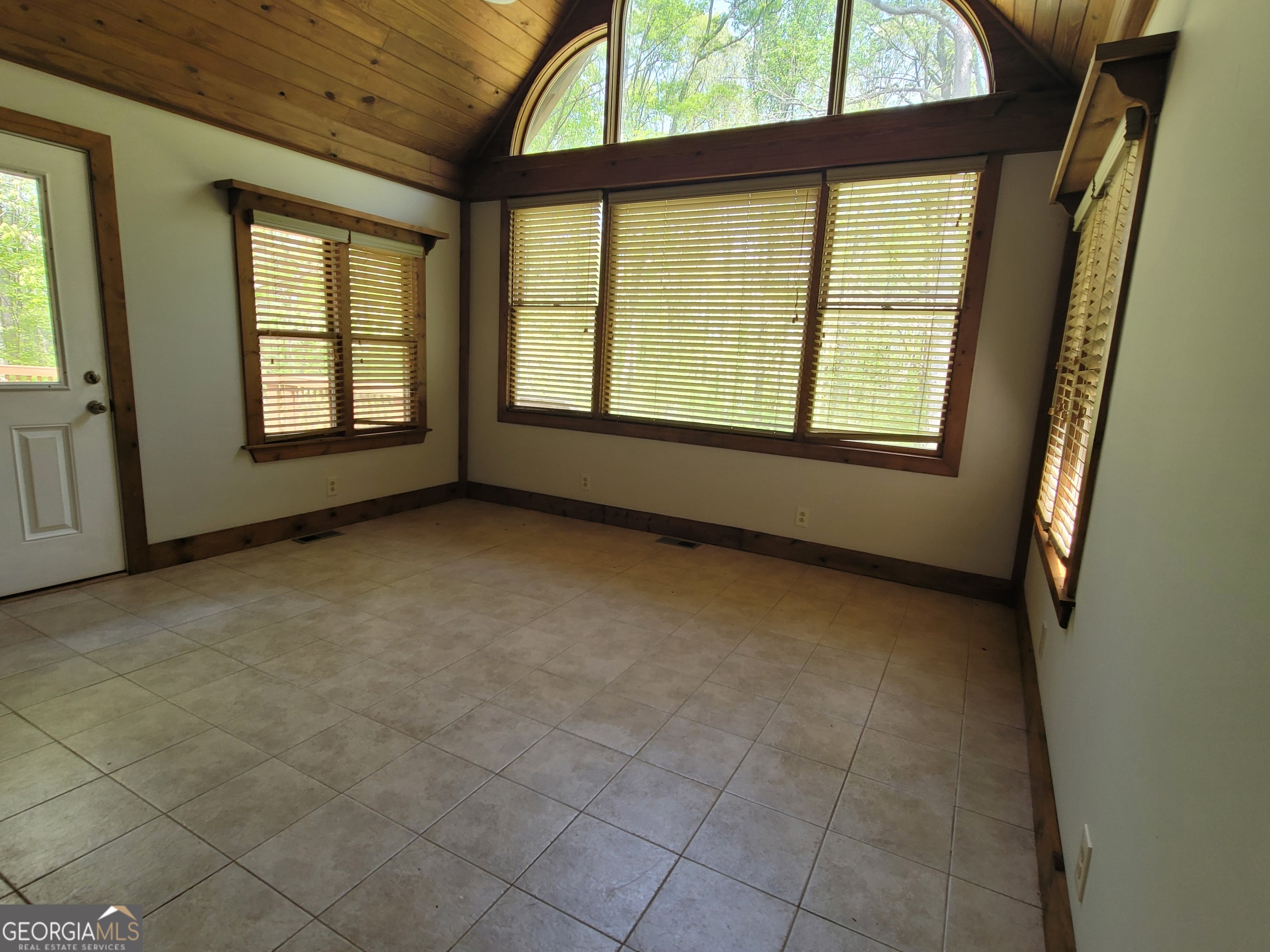 2391 Booth Circle Winder GA 30680