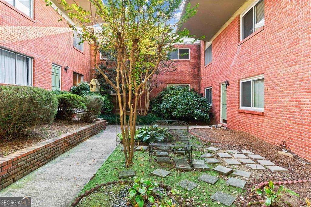 1822 N Rock Springs Atlanta GA 30324