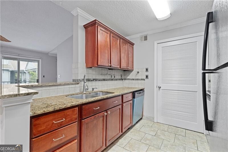 640 Granville Court Atlanta GA 30328