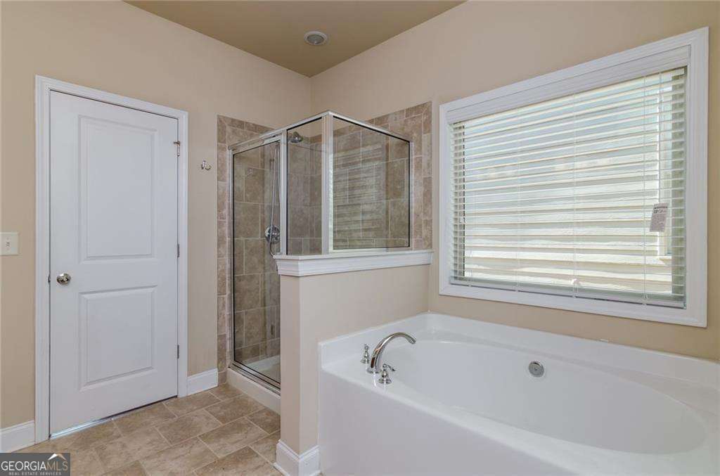 449 Privet Circle Suwanee GA 30024