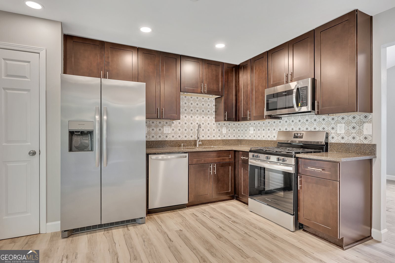 2226 Alyssa Court Lithia Springs GA 30122