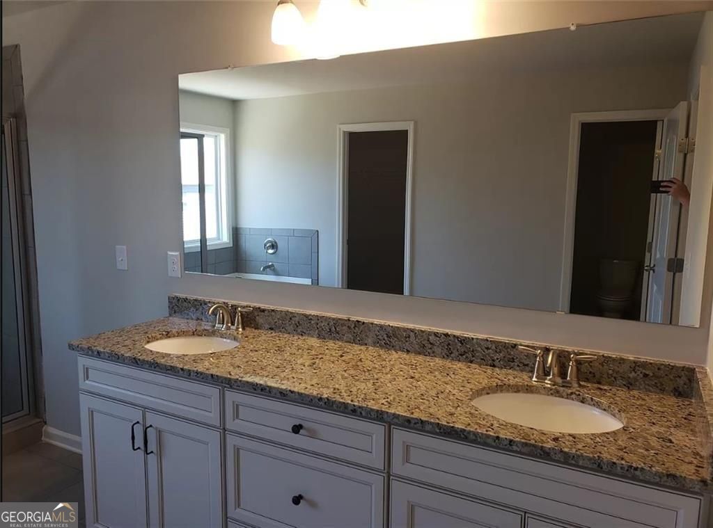 2033 Hamilton Lake Parkway Buford GA 30519