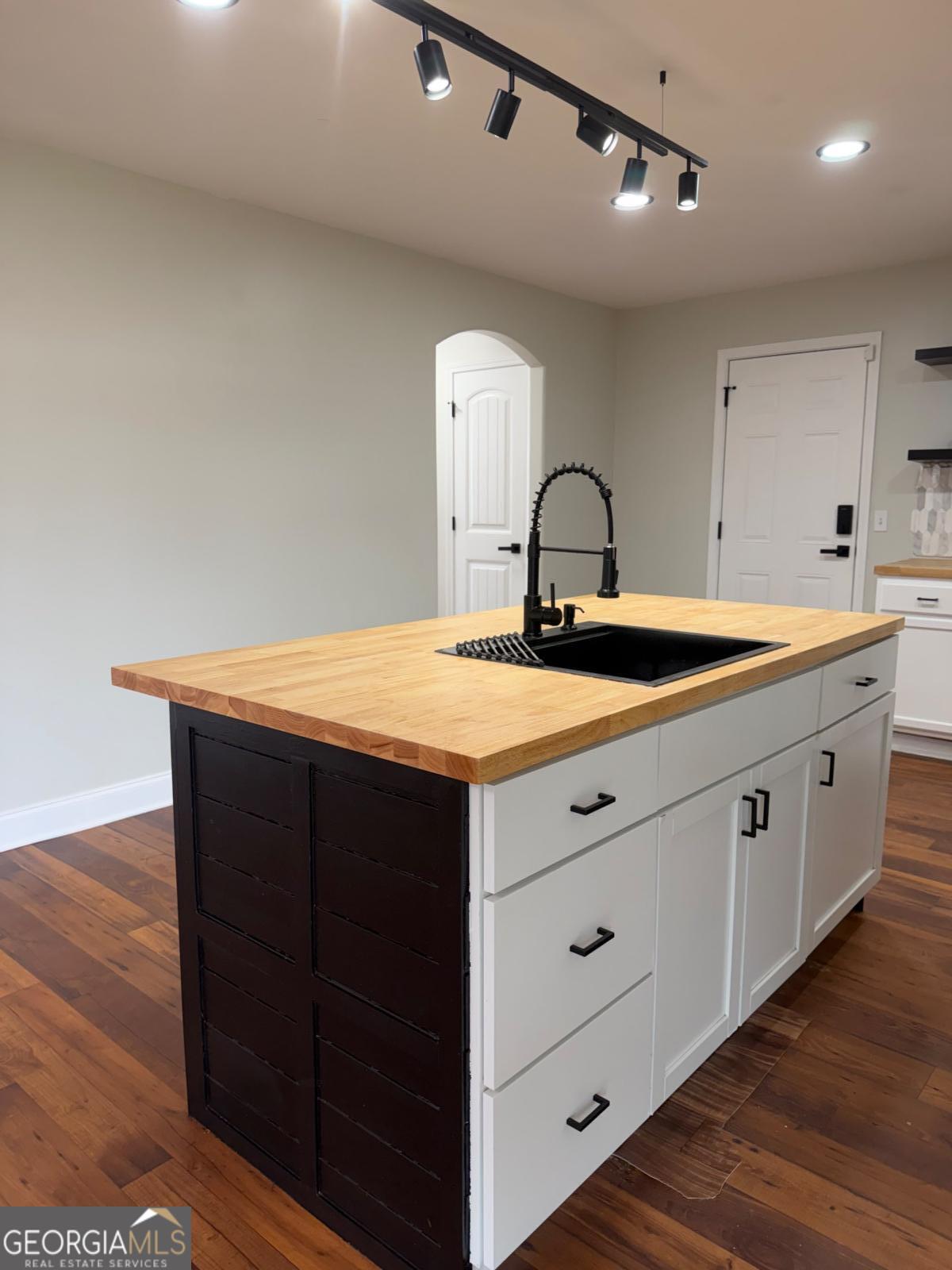 35 Ben Grady Drive Ellabell GA 31308