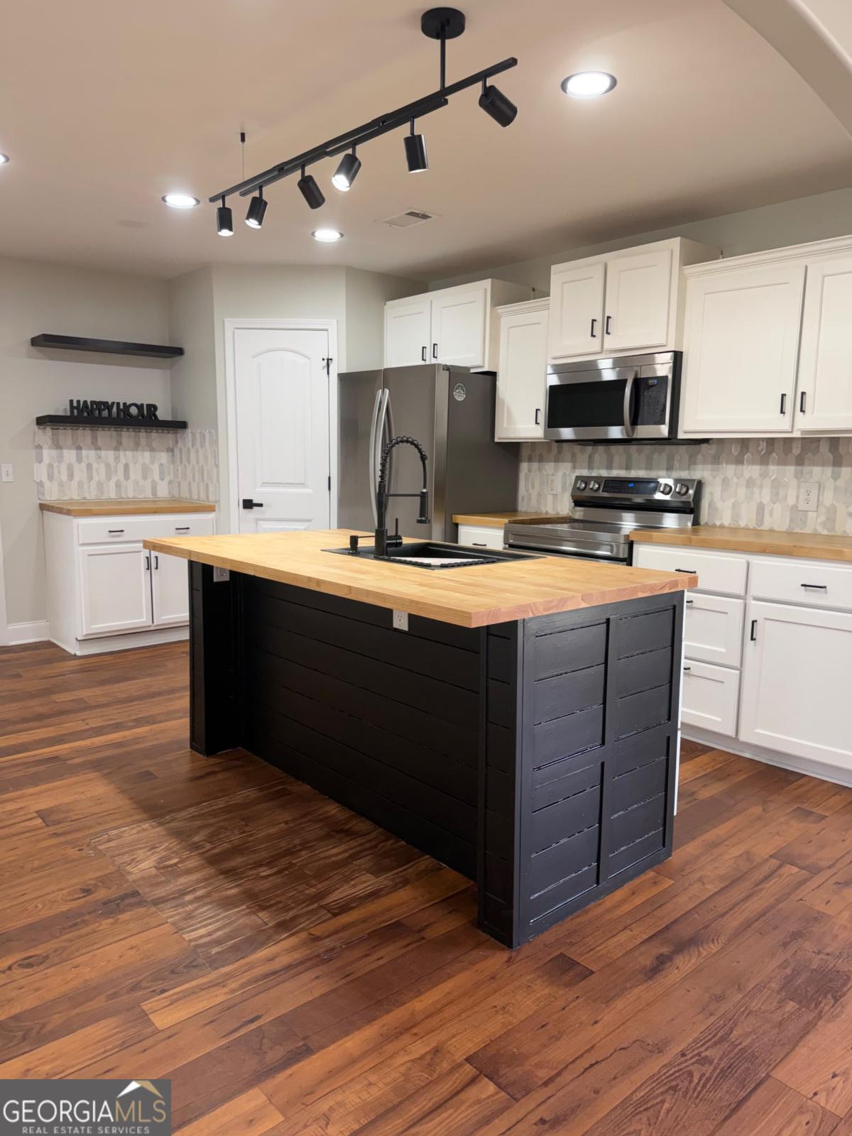 35 Ben Grady Drive Ellabell GA 31308