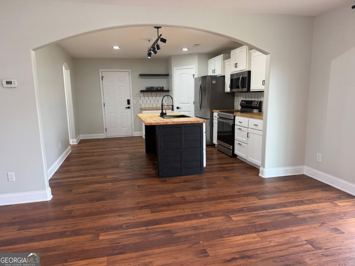 35 Ben Grady Drive Ellabell GA 31308