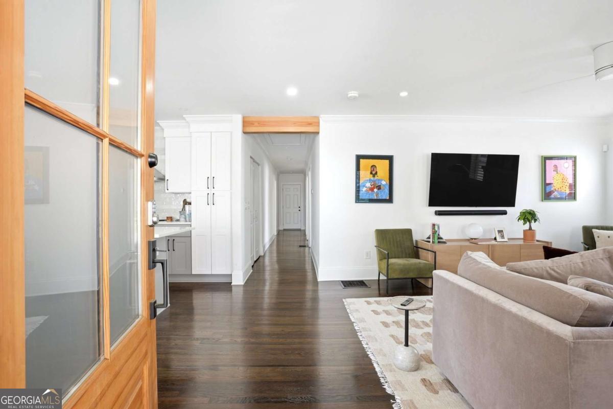 496 Shannon Drive SW Atlanta GA 30310