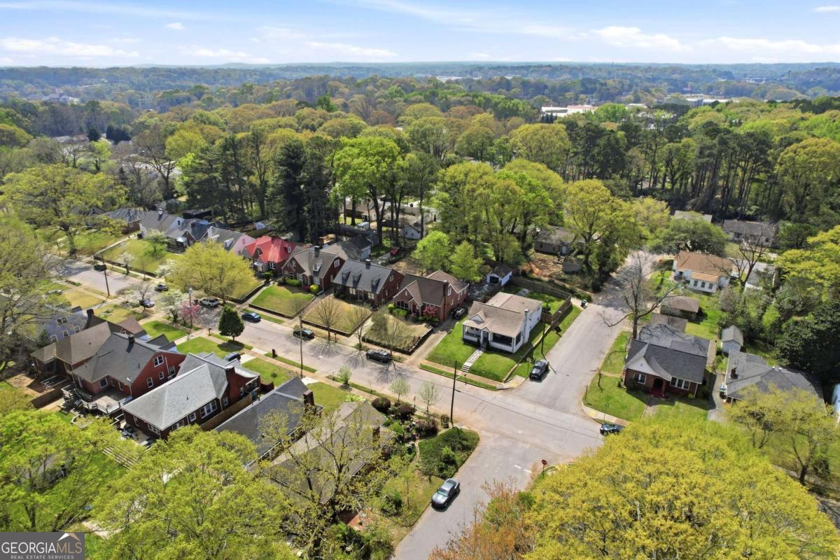 496 Shannon Drive SW Atlanta GA 30310
