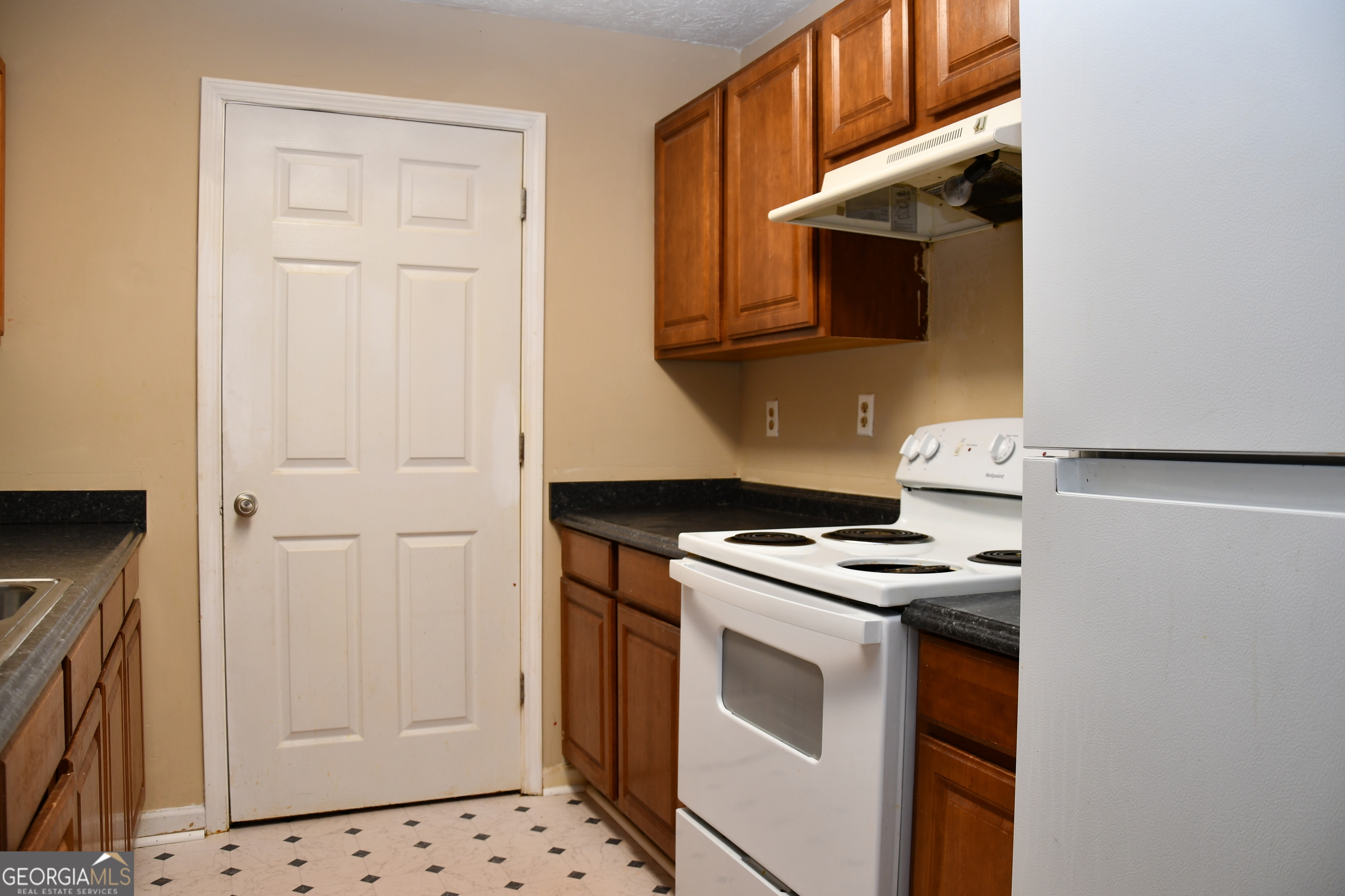 9301 Waldrop Place Decatur GA 30034