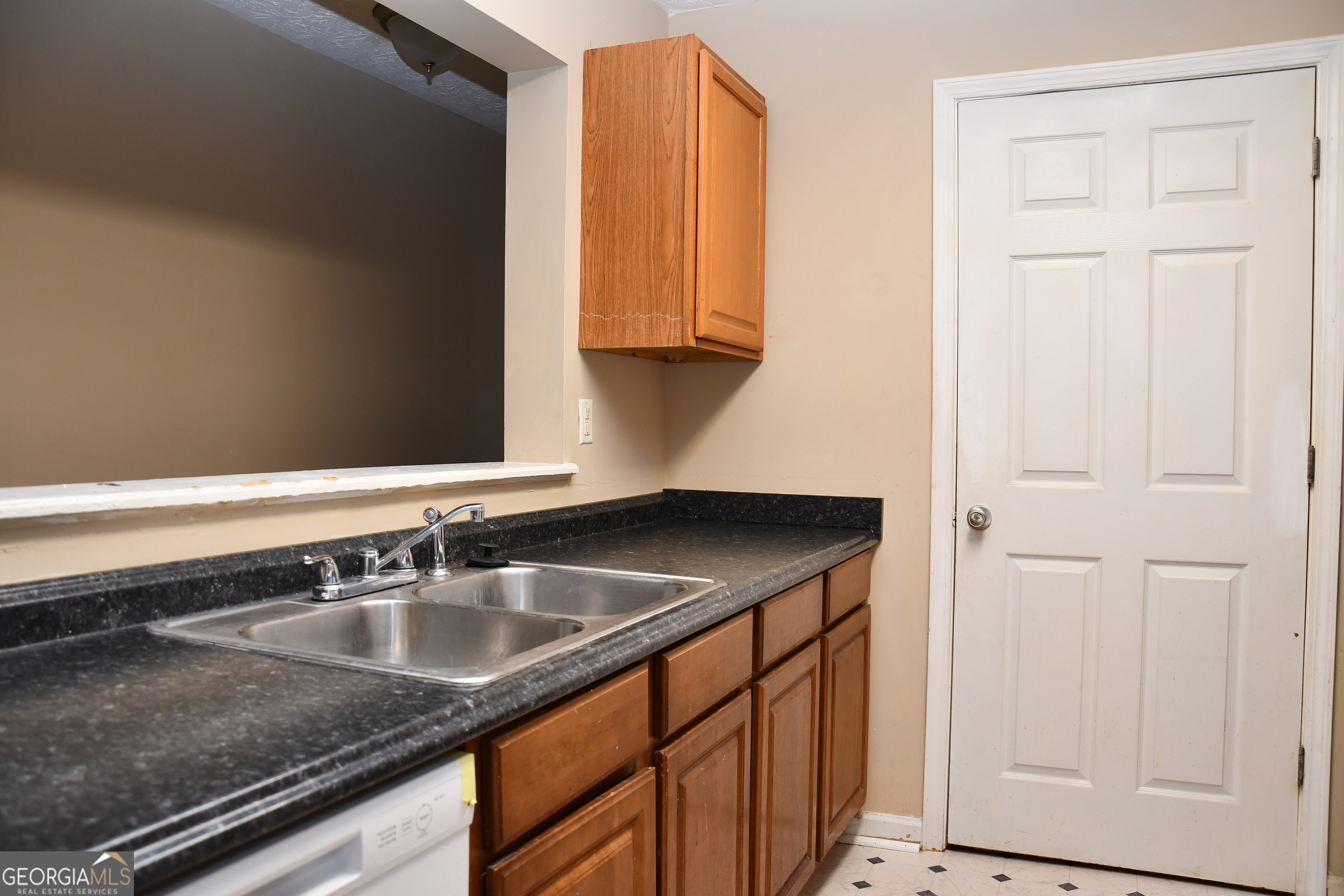 9301 Waldrop Place Decatur GA 30034