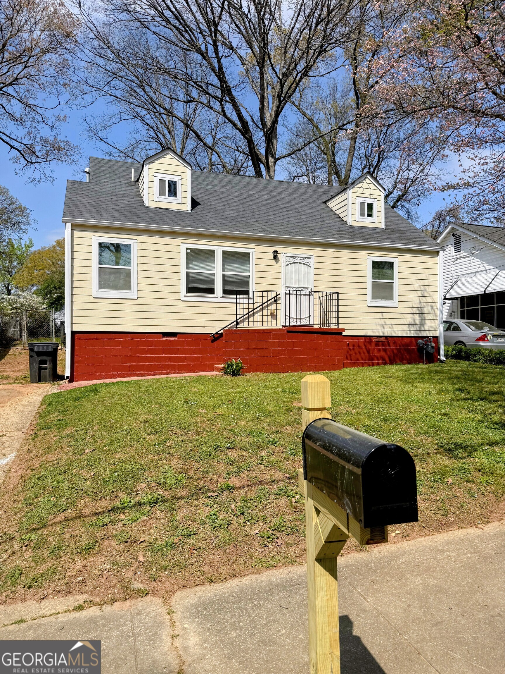 1361 Mcclelland Avenue East Point GA 30344
