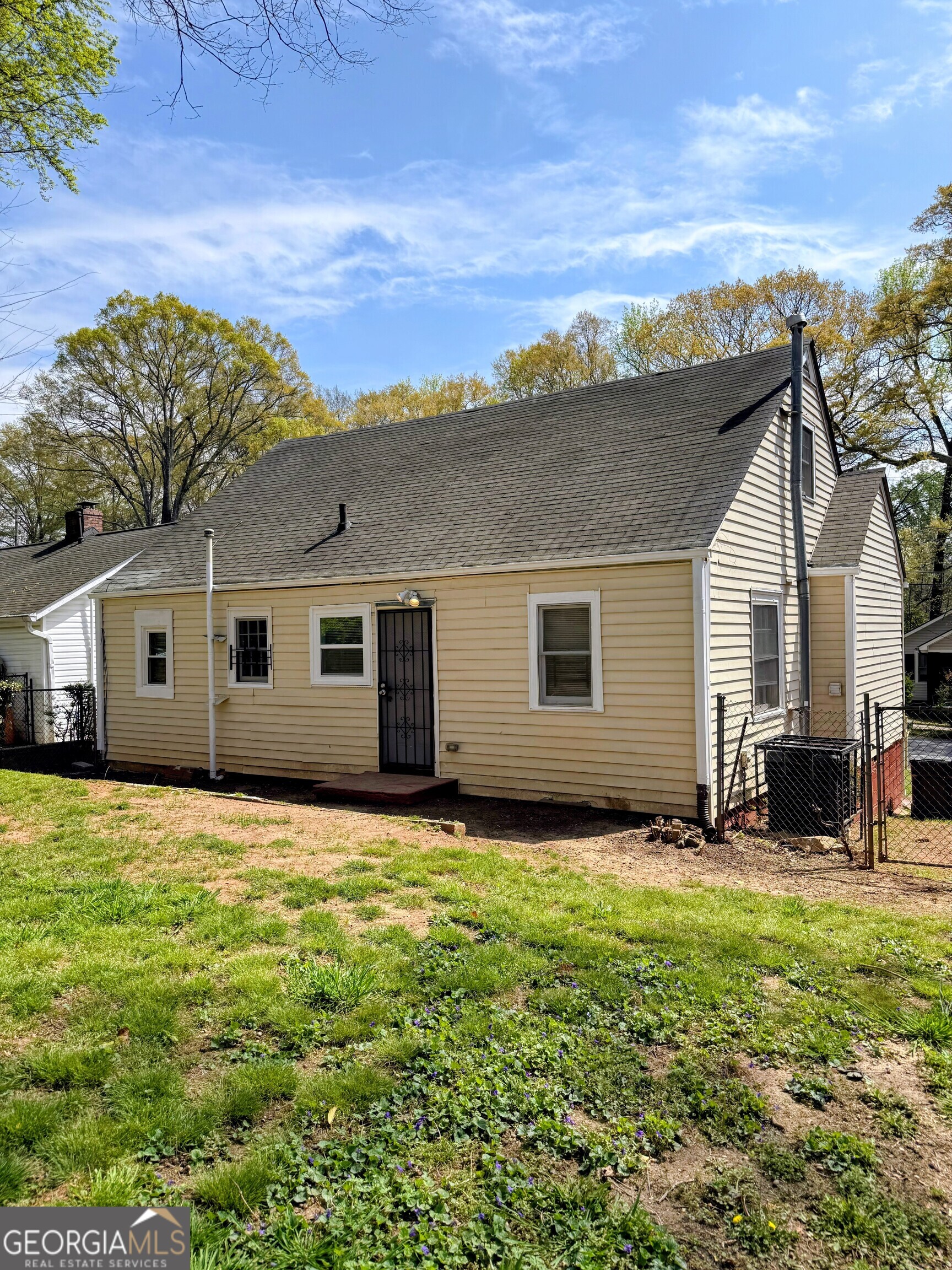 1361 Mcclelland Avenue East Point GA 30344