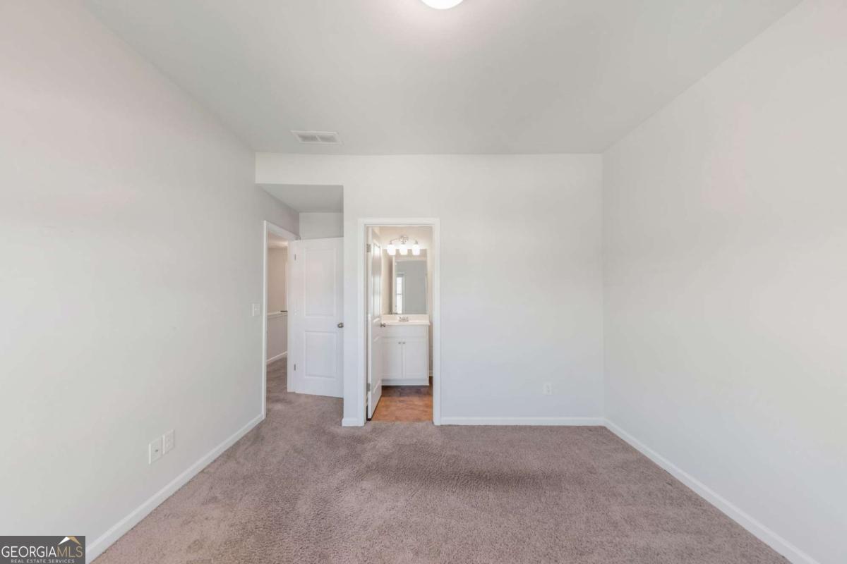 3625 Hawthorne Atlanta GA 30337