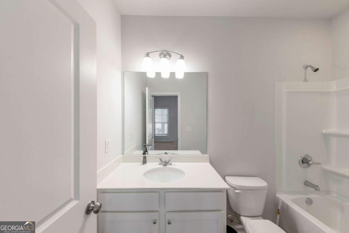 3625 Hawthorne Atlanta GA 30337