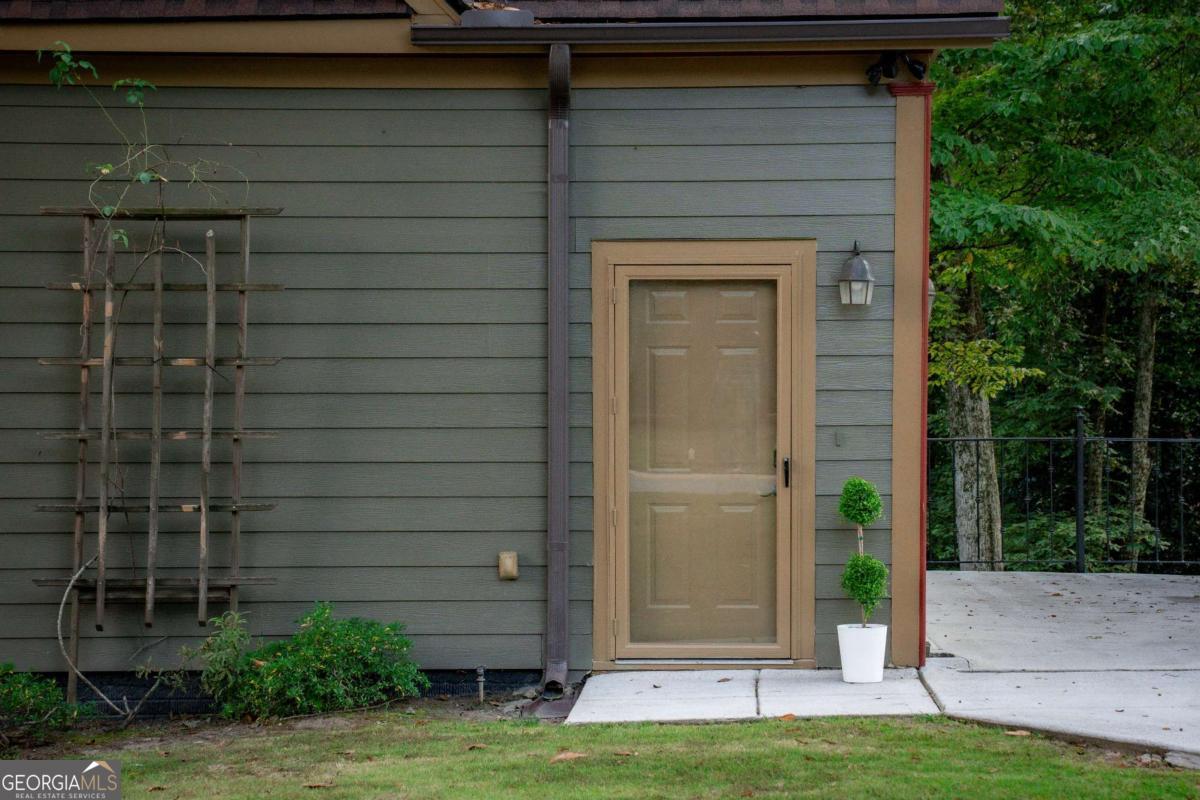 152-B Rivertown Road Fairburn GA 30213