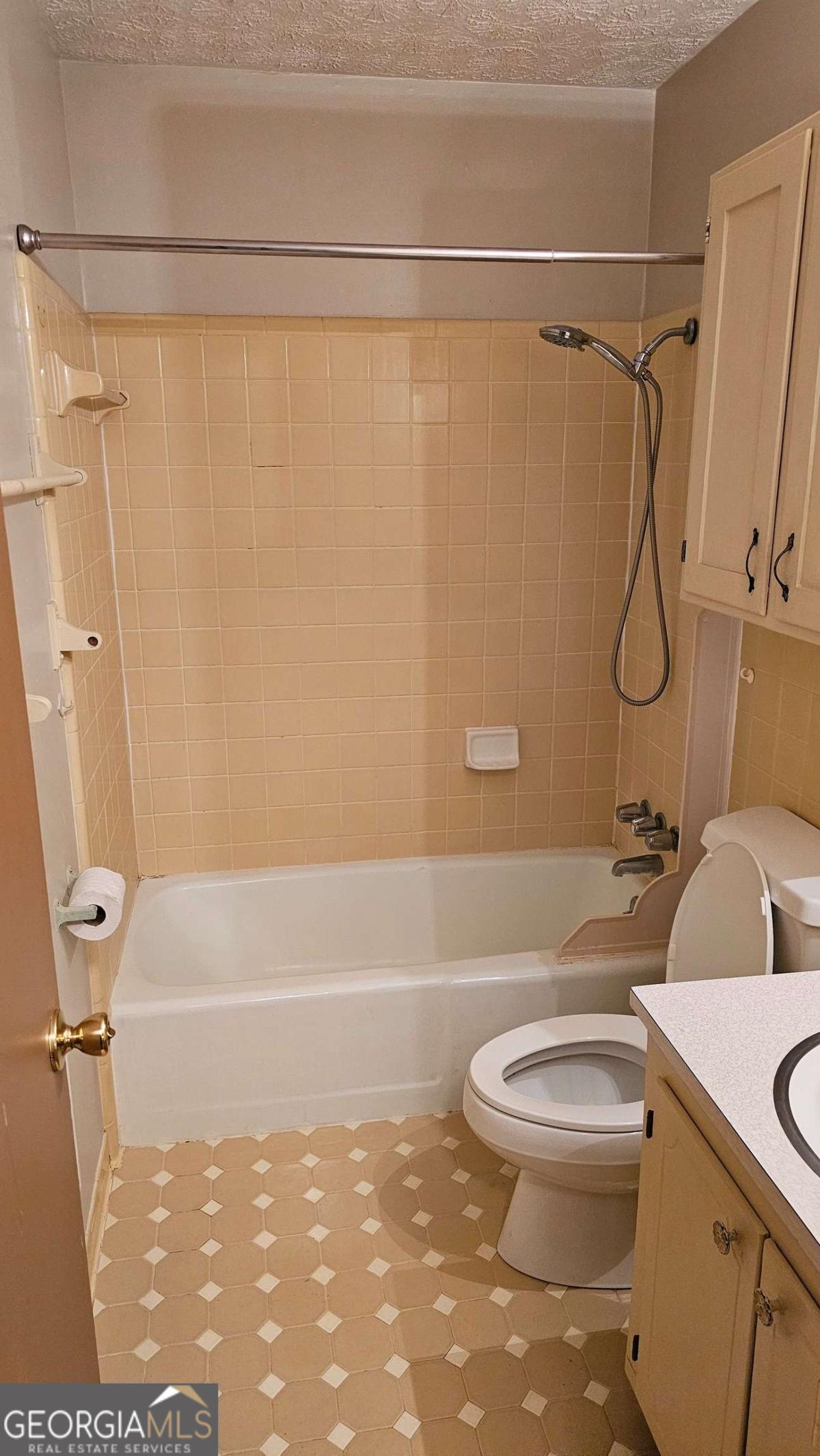 114 Holly Ross Cochran GA 31014