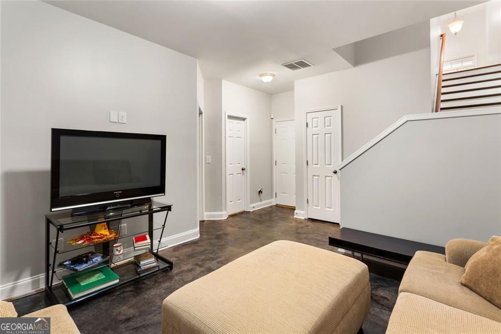 4324 Laurel Creek Court SE Smyrna GA 30080