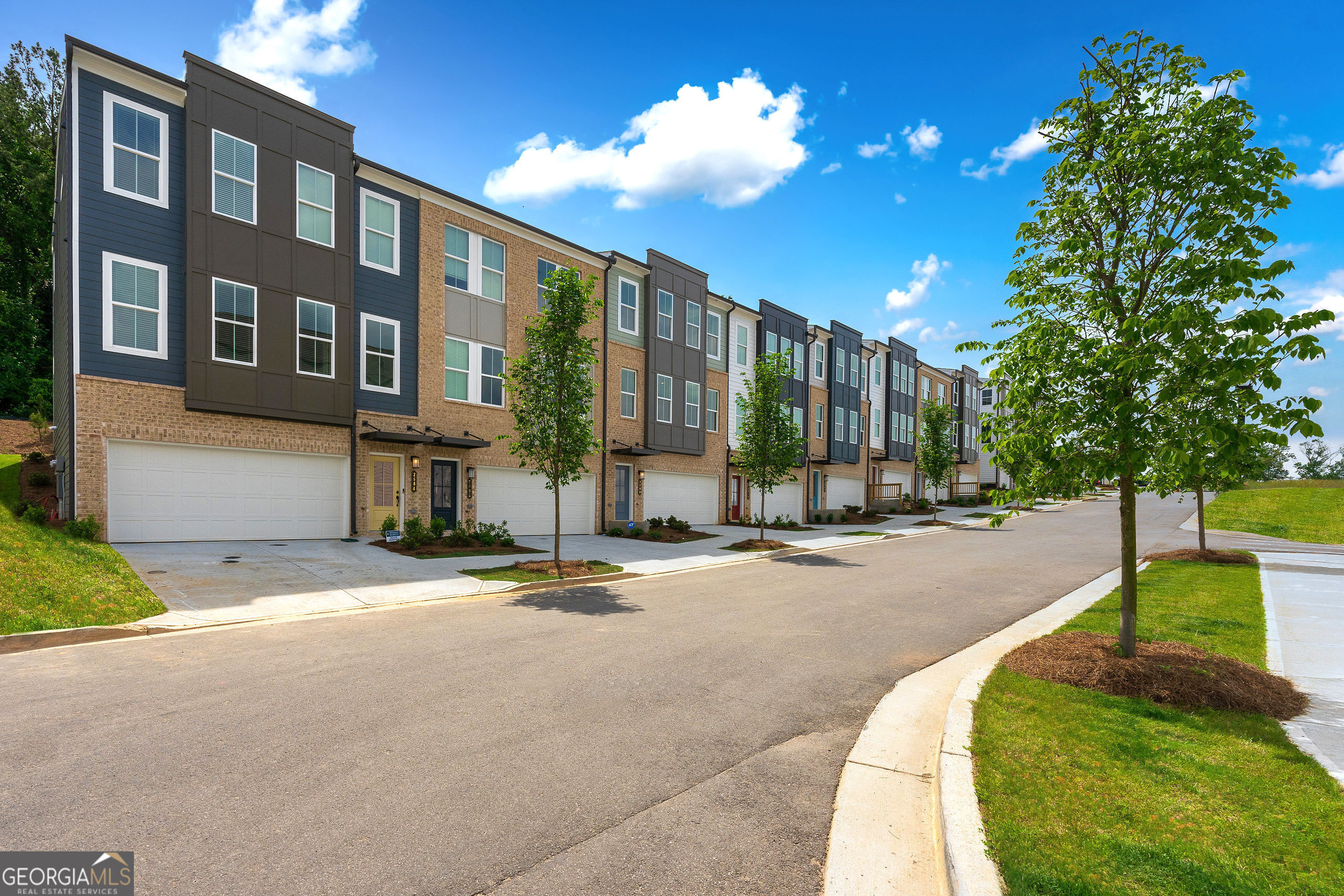 2688 Creekview Terrace NW Atlanta GA 30318