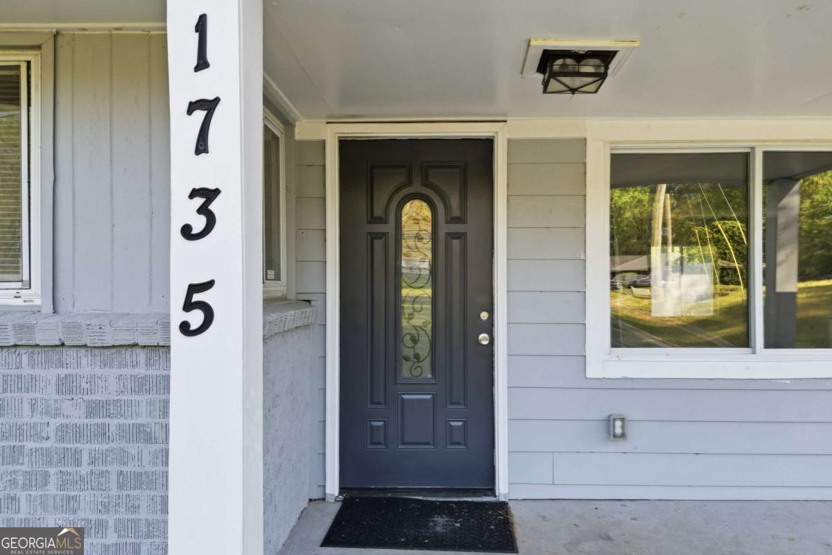 1735 Carter Circle East Point GA 30344