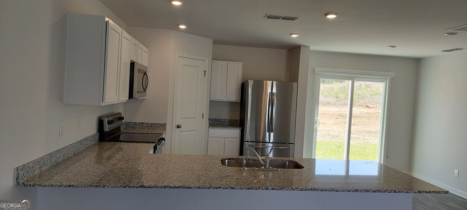 133 Oxford Lane Kingston GA 30145