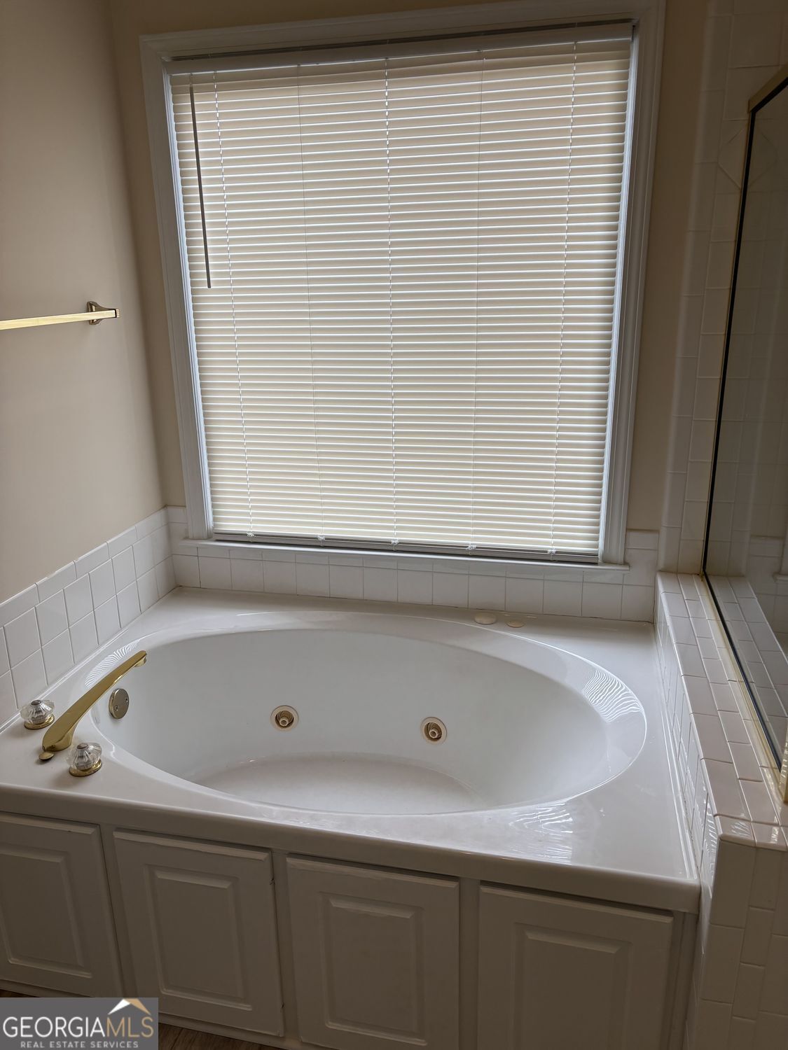 220 Cross Creek Drive Lilburn GA 30047