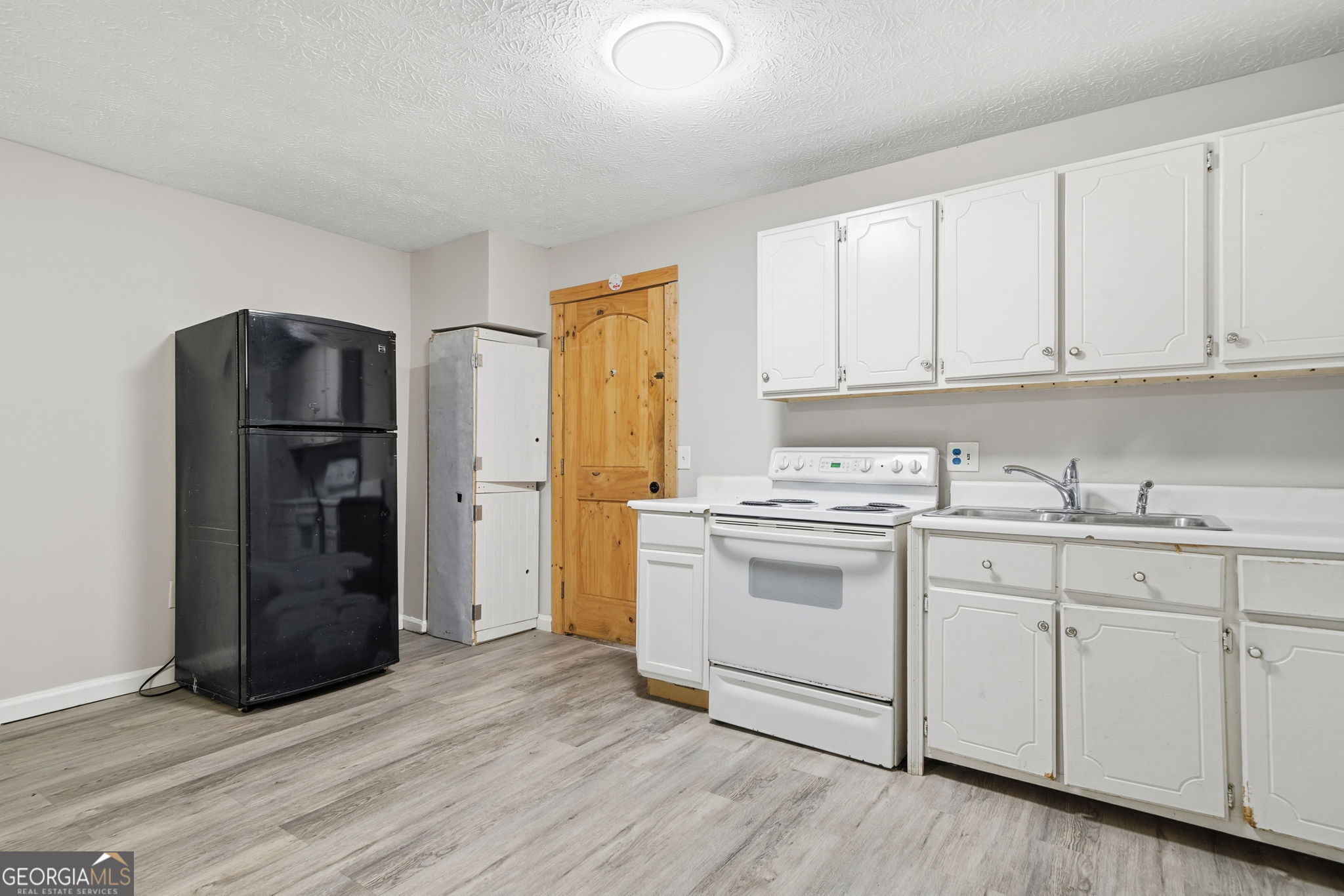 212 Chandler Street Calhoun GA 30701