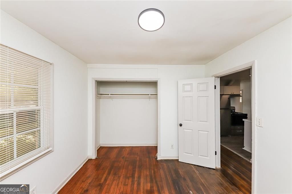 210 Oak Drive SE Atlanta GA 30354