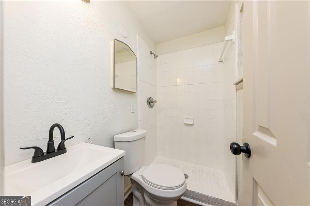 210 Oak Drive SE Atlanta GA 30354