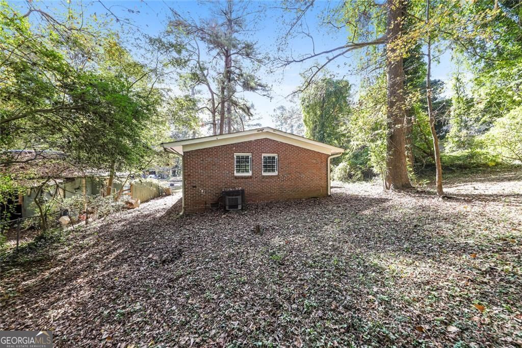 210 Oak Drive SE Atlanta GA 30354