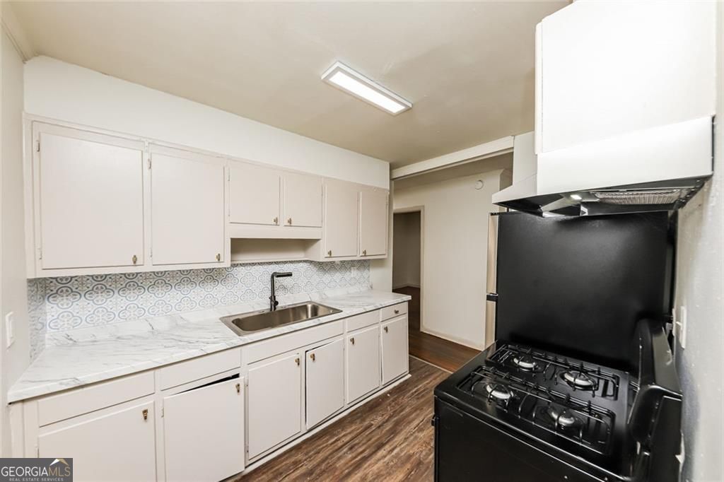 210 Oak Drive SE Atlanta GA 30354