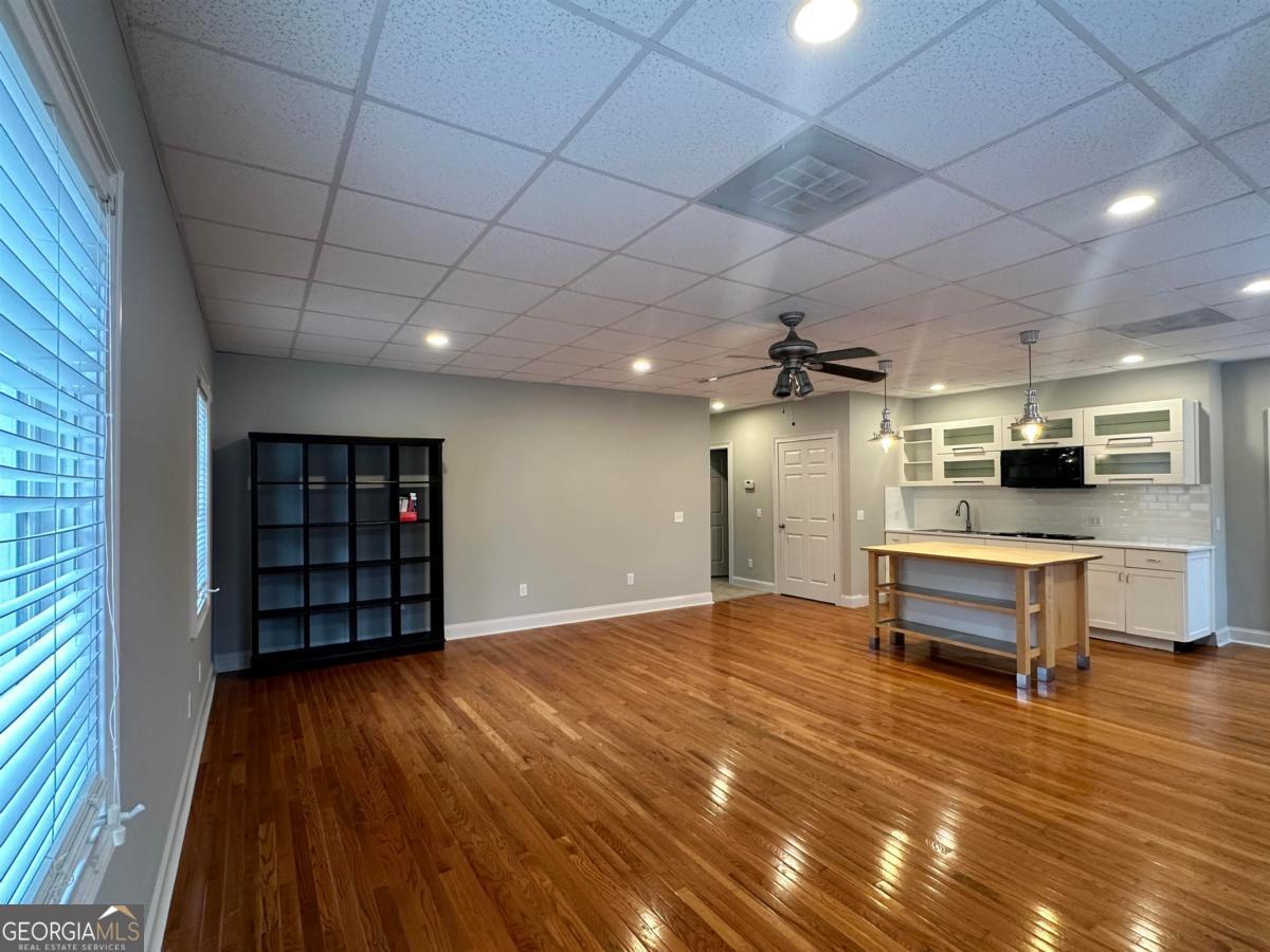 1051 Parkside Commons Greensboro GA 30642