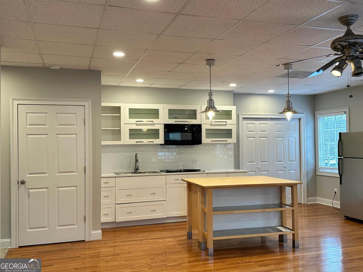 1051 Parkside Commons Greensboro GA 30642